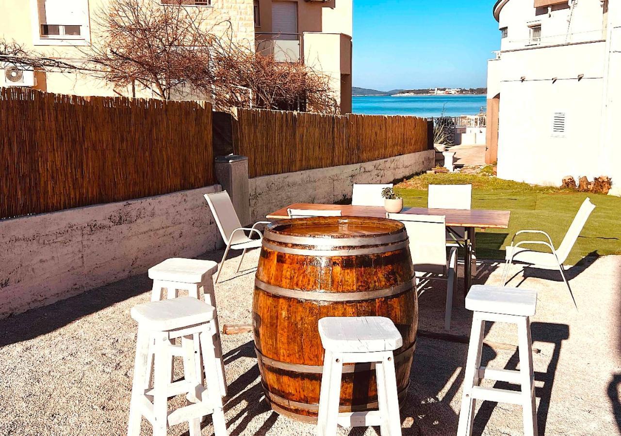 Beach Apartment w Sea Views, 3x Big Rooms w En-Suites Šibenik Exterior foto