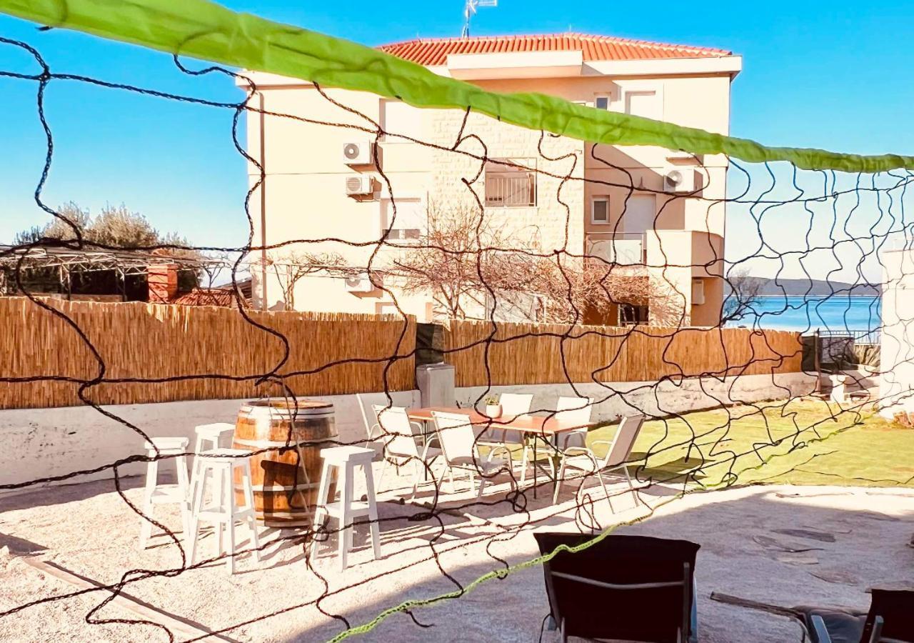 Beach Apartment w Sea Views, 3x Big Rooms w En-Suites Šibenik Exterior foto